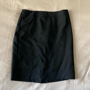 LOFT black pencil skirt
